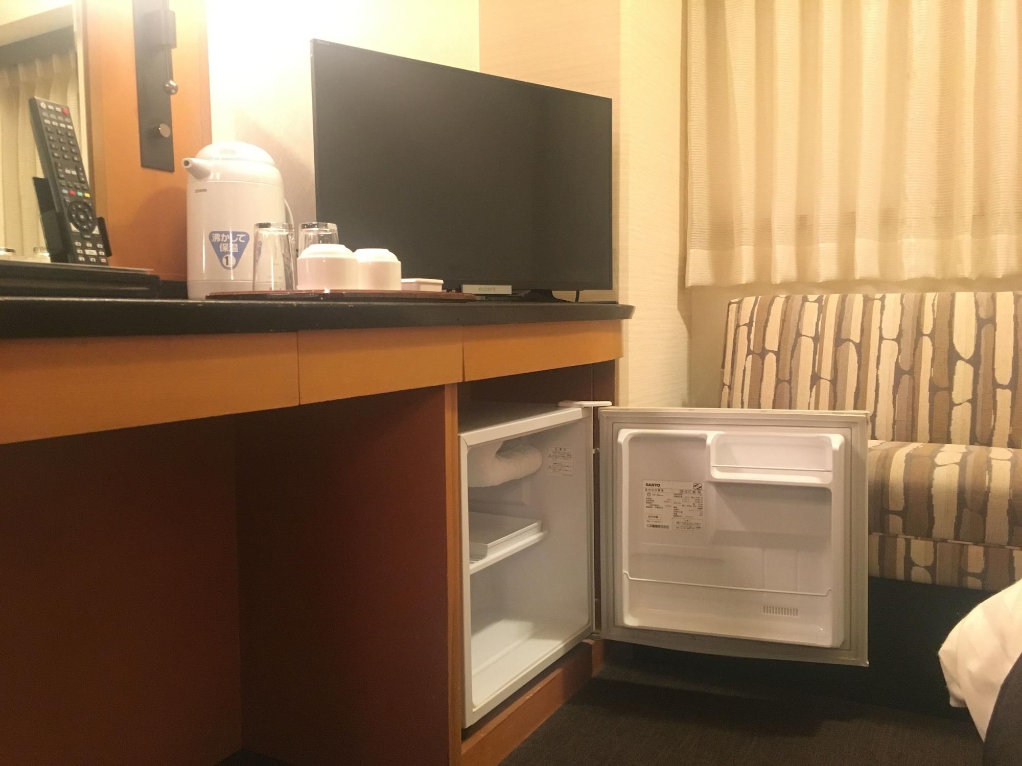 Hotel Listel Shinjuku Токио Экстерьер фото